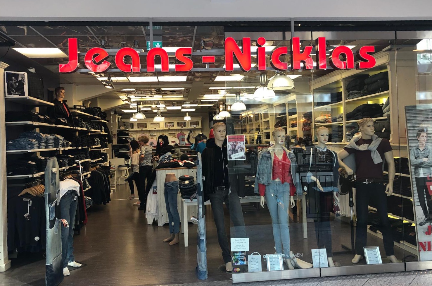 Jeans Nicklas Jena Außenansicht